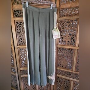 Aratta Olive Green Trousers Size Small